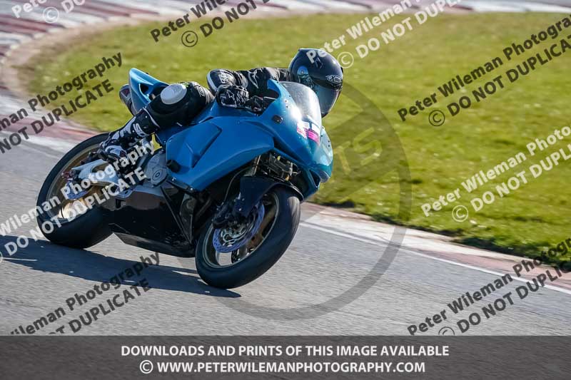donington no limits trackday;donington park photographs;donington trackday photographs;no limits trackdays;peter wileman photography;trackday digital images;trackday photos