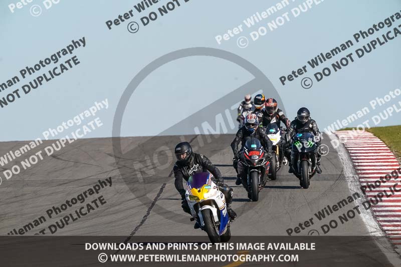 donington no limits trackday;donington park photographs;donington trackday photographs;no limits trackdays;peter wileman photography;trackday digital images;trackday photos
