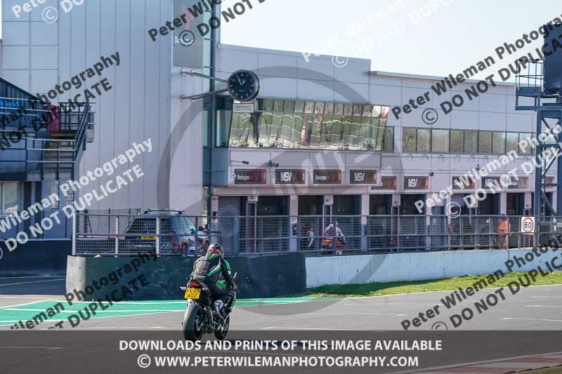 donington no limits trackday;donington park photographs;donington trackday photographs;no limits trackdays;peter wileman photography;trackday digital images;trackday photos