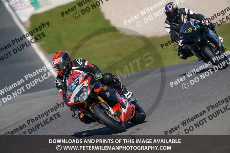 donington no limits trackday;donington park photographs;donington trackday photographs;no limits trackdays;peter wileman photography;trackday digital images;trackday photos