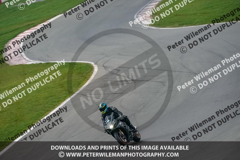 donington no limits trackday;donington park photographs;donington trackday photographs;no limits trackdays;peter wileman photography;trackday digital images;trackday photos