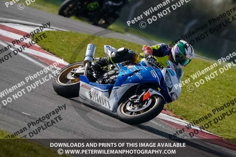 donington no limits trackday;donington park photographs;donington trackday photographs;no limits trackdays;peter wileman photography;trackday digital images;trackday photos