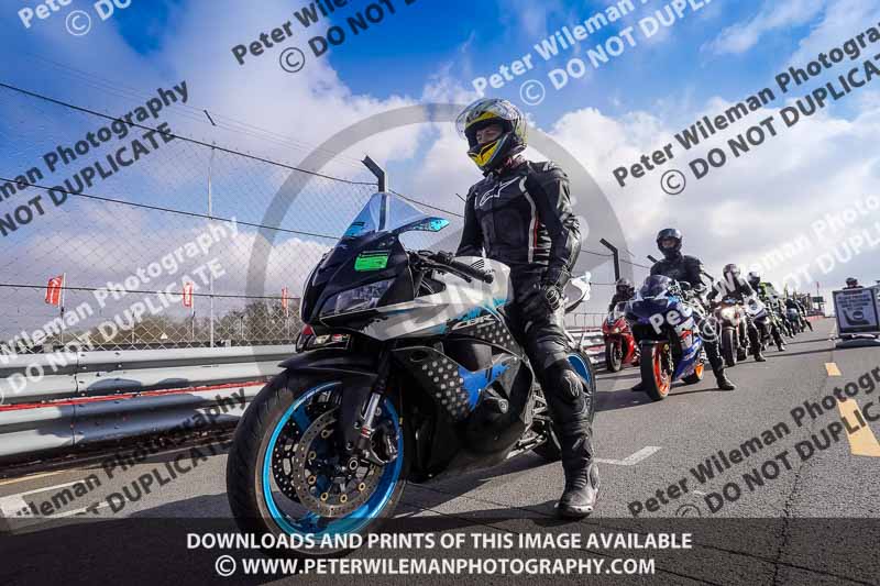donington no limits trackday;donington park photographs;donington trackday photographs;no limits trackdays;peter wileman photography;trackday digital images;trackday photos