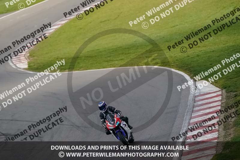donington no limits trackday;donington park photographs;donington trackday photographs;no limits trackdays;peter wileman photography;trackday digital images;trackday photos