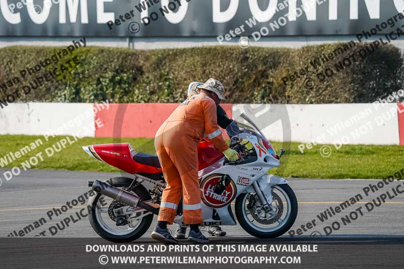 donington no limits trackday;donington park photographs;donington trackday photographs;no limits trackdays;peter wileman photography;trackday digital images;trackday photos