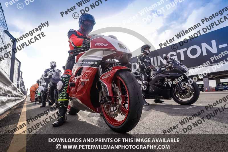 cadwell no limits trackday;cadwell park;cadwell park photographs;cadwell trackday photographs;donington no limits trackday;donington park photographs;donington trackday photographs;enduro digital images;event digital images;eventdigitalimages;no limits trackdays;peter wileman photography;racing digital images;trackday digital images;trackday photos