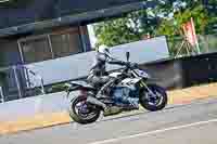 Lower_Group_White_Bikes