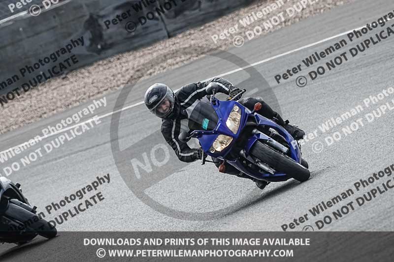 donington no limits trackday;donington park photographs;donington trackday photographs;no limits trackdays;peter wileman photography;trackday digital images;trackday photos