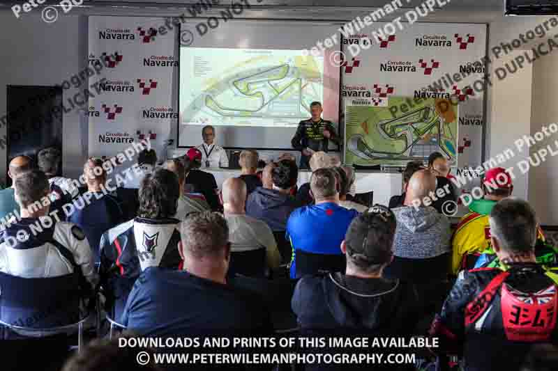 Circuito de Navarra;Spain;event digital images;motorbikes;no limits;peter wileman photography;trackday;trackday digital images