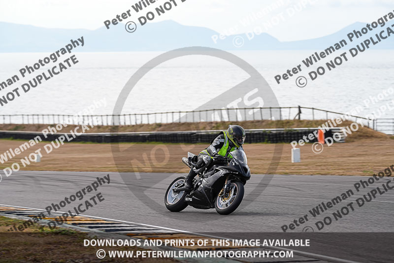 anglesey no limits trackday;anglesey photographs;anglesey trackday photographs;enduro digital images;event digital images;eventdigitalimages;no limits trackdays;peter wileman photography;racing digital images;trac mon;trackday digital images;trackday photos;ty croes