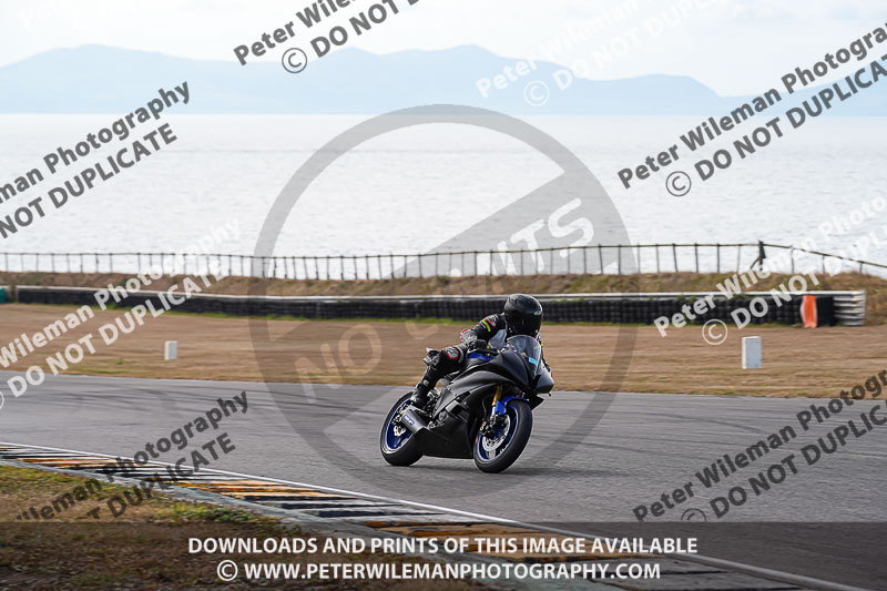 anglesey no limits trackday;anglesey photographs;anglesey trackday photographs;enduro digital images;event digital images;eventdigitalimages;no limits trackdays;peter wileman photography;racing digital images;trac mon;trackday digital images;trackday photos;ty croes