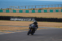 anglesey-no-limits-trackday;anglesey-photographs;anglesey-trackday-photographs;enduro-digital-images;event-digital-images;eventdigitalimages;no-limits-trackdays;peter-wileman-photography;racing-digital-images;trac-mon;trackday-digital-images;trackday-photos;ty-croes