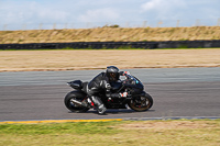 anglesey-no-limits-trackday;anglesey-photographs;anglesey-trackday-photographs;enduro-digital-images;event-digital-images;eventdigitalimages;no-limits-trackdays;peter-wileman-photography;racing-digital-images;trac-mon;trackday-digital-images;trackday-photos;ty-croes