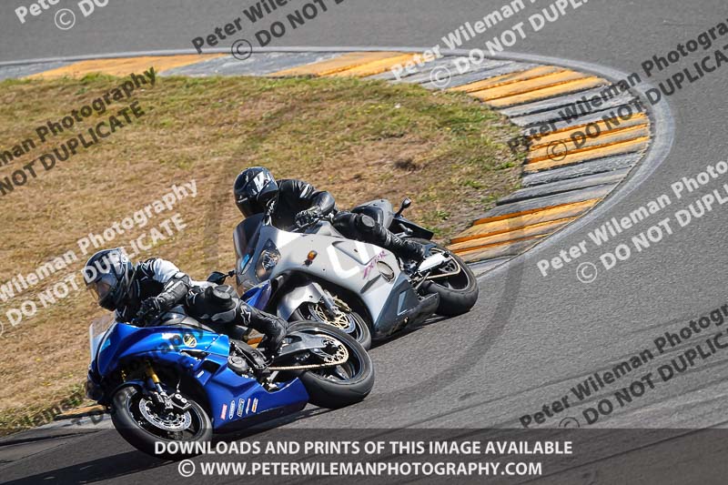anglesey no limits trackday;anglesey photographs;anglesey trackday photographs;enduro digital images;event digital images;eventdigitalimages;no limits trackdays;peter wileman photography;racing digital images;trac mon;trackday digital images;trackday photos;ty croes