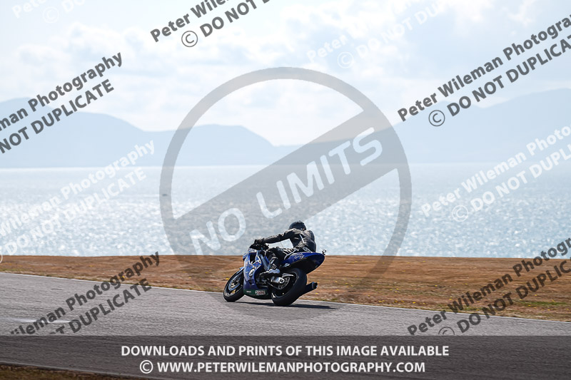 anglesey no limits trackday;anglesey photographs;anglesey trackday photographs;enduro digital images;event digital images;eventdigitalimages;no limits trackdays;peter wileman photography;racing digital images;trac mon;trackday digital images;trackday photos;ty croes