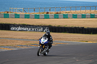 anglesey-no-limits-trackday;anglesey-photographs;anglesey-trackday-photographs;enduro-digital-images;event-digital-images;eventdigitalimages;no-limits-trackdays;peter-wileman-photography;racing-digital-images;trac-mon;trackday-digital-images;trackday-photos;ty-croes