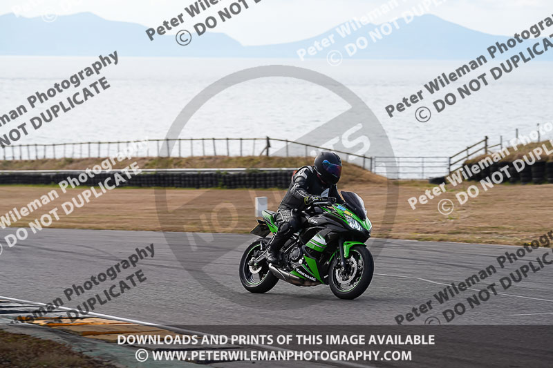 anglesey no limits trackday;anglesey photographs;anglesey trackday photographs;enduro digital images;event digital images;eventdigitalimages;no limits trackdays;peter wileman photography;racing digital images;trac mon;trackday digital images;trackday photos;ty croes