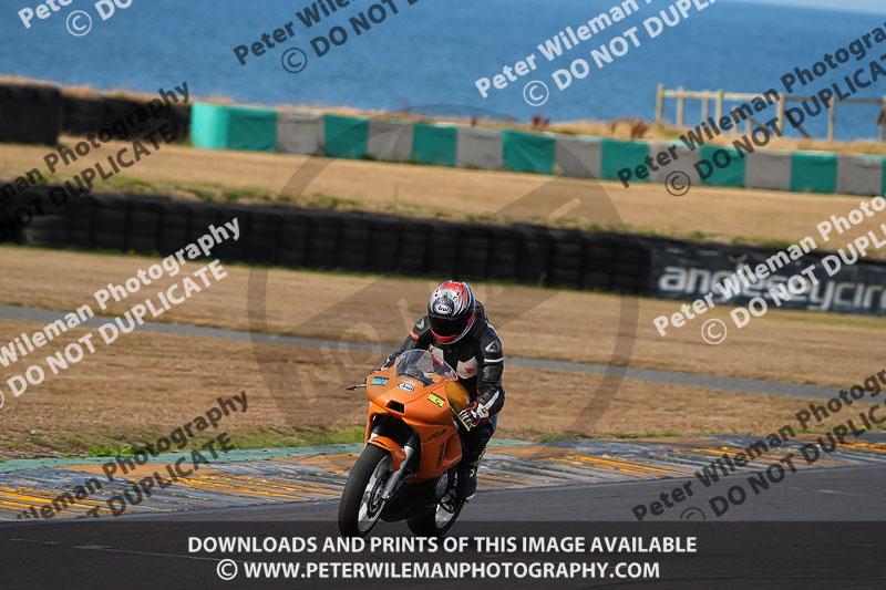 anglesey no limits trackday;anglesey photographs;anglesey trackday photographs;enduro digital images;event digital images;eventdigitalimages;no limits trackdays;peter wileman photography;racing digital images;trac mon;trackday digital images;trackday photos;ty croes