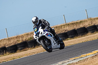 anglesey-no-limits-trackday;anglesey-photographs;anglesey-trackday-photographs;enduro-digital-images;event-digital-images;eventdigitalimages;no-limits-trackdays;peter-wileman-photography;racing-digital-images;trac-mon;trackday-digital-images;trackday-photos;ty-croes