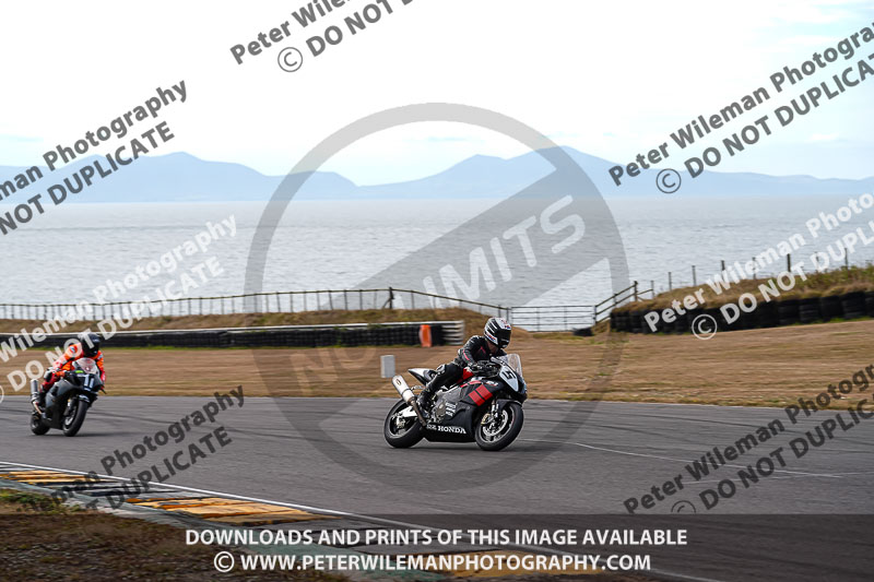 anglesey no limits trackday;anglesey photographs;anglesey trackday photographs;enduro digital images;event digital images;eventdigitalimages;no limits trackdays;peter wileman photography;racing digital images;trac mon;trackday digital images;trackday photos;ty croes