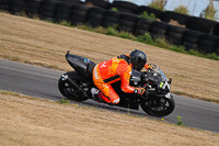 anglesey-no-limits-trackday;anglesey-photographs;anglesey-trackday-photographs;enduro-digital-images;event-digital-images;eventdigitalimages;no-limits-trackdays;peter-wileman-photography;racing-digital-images;trac-mon;trackday-digital-images;trackday-photos;ty-croes