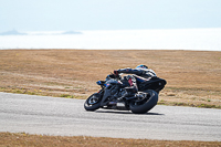 anglesey-no-limits-trackday;anglesey-photographs;anglesey-trackday-photographs;enduro-digital-images;event-digital-images;eventdigitalimages;no-limits-trackdays;peter-wileman-photography;racing-digital-images;trac-mon;trackday-digital-images;trackday-photos;ty-croes