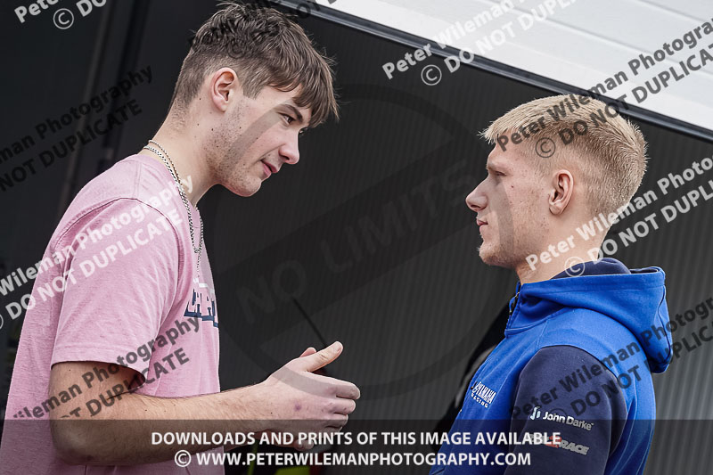 cadwell no limits trackday;cadwell park;cadwell park photographs;cadwell trackday photographs;enduro digital images;event digital images;eventdigitalimages;no limits trackdays;peter wileman photography;racing digital images;trackday digital images;trackday photos