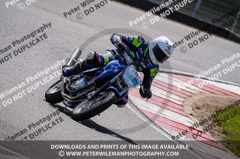 donington no limits trackday;donington park photographs;donington trackday photographs;no limits trackdays;peter wileman photography;trackday digital images;trackday photos