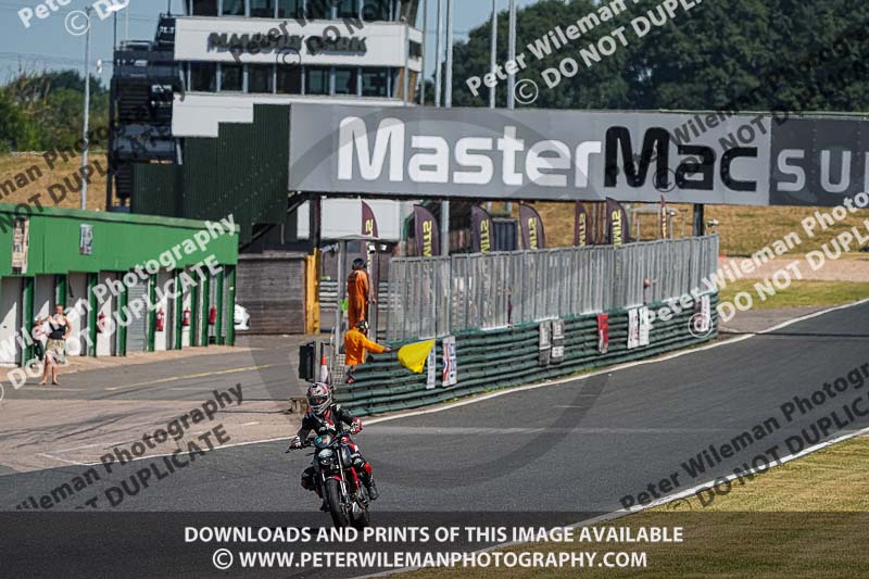 enduro digital images;event digital images;eventdigitalimages;mallory park;mallory park photographs;mallory park trackday;mallory park trackday photographs;no limits trackdays;peter wileman photography;racing digital images;trackday digital images;trackday photos