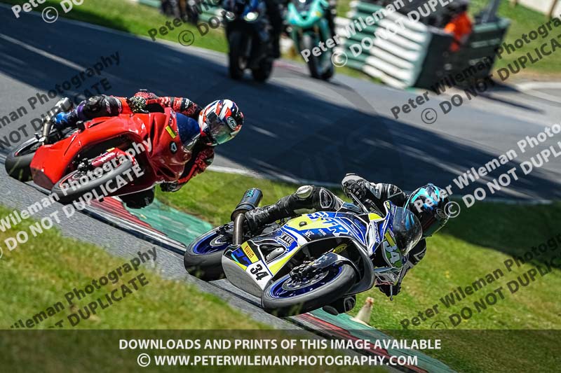 cadwell no limits trackday;cadwell park;cadwell park photographs;cadwell trackday photographs;enduro digital images;event digital images;eventdigitalimages;no limits trackdays;peter wileman photography;racing digital images;trackday digital images;trackday photos
