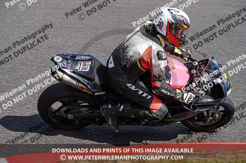 enduro digital images;event digital images;eventdigitalimages;mallory park;mallory park photographs;mallory park trackday;mallory park trackday photographs;no limits trackdays;peter wileman photography;racing digital images;trackday digital images;trackday photos