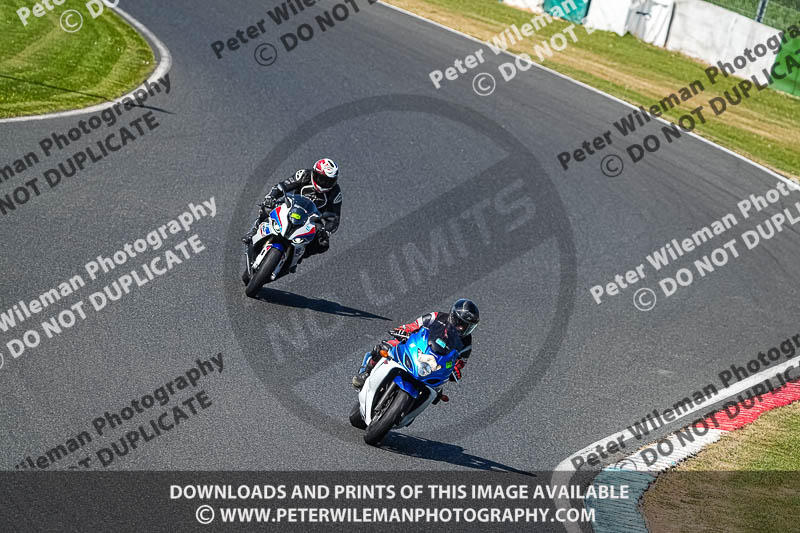 enduro digital images;event digital images;eventdigitalimages;mallory park;mallory park photographs;mallory park trackday;mallory park trackday photographs;no limits trackdays;peter wileman photography;racing digital images;trackday digital images;trackday photos