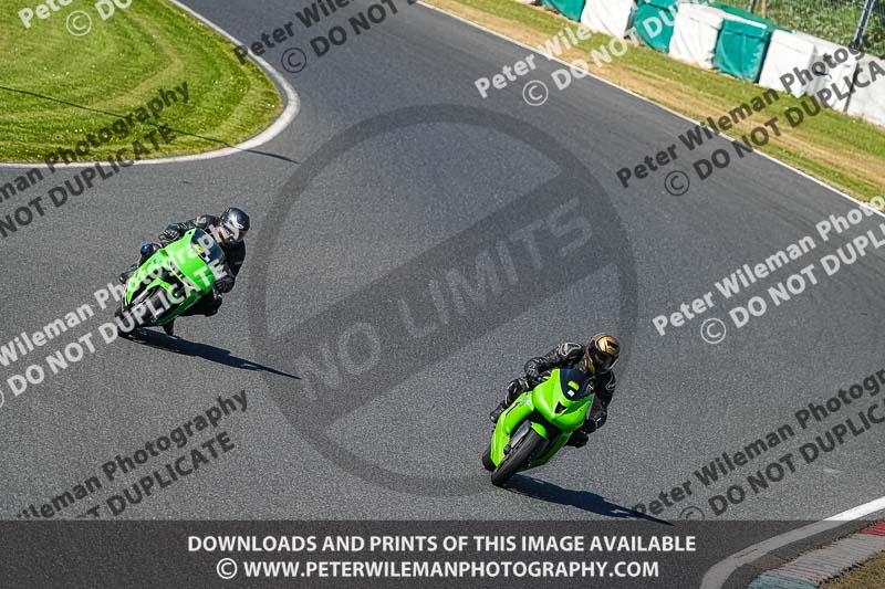 enduro digital images;event digital images;eventdigitalimages;mallory park;mallory park photographs;mallory park trackday;mallory park trackday photographs;no limits trackdays;peter wileman photography;racing digital images;trackday digital images;trackday photos