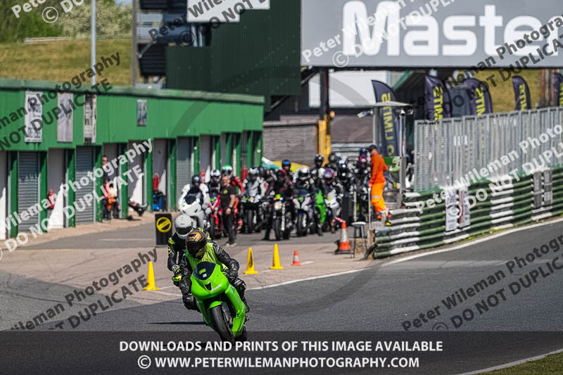 enduro digital images;event digital images;eventdigitalimages;mallory park;mallory park photographs;mallory park trackday;mallory park trackday photographs;no limits trackdays;peter wileman photography;racing digital images;trackday digital images;trackday photos