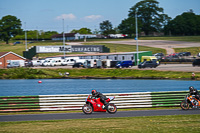 Lower_Group_Red_Bikes