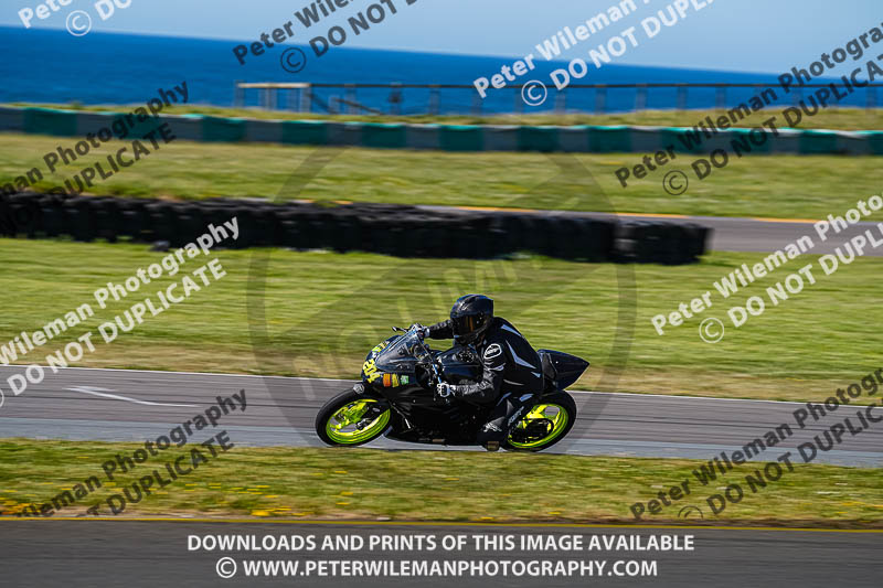 anglesey no limits trackday;anglesey photographs;anglesey trackday photographs;enduro digital images;event digital images;eventdigitalimages;no limits trackdays;peter wileman photography;racing digital images;trac mon;trackday digital images;trackday photos;ty croes