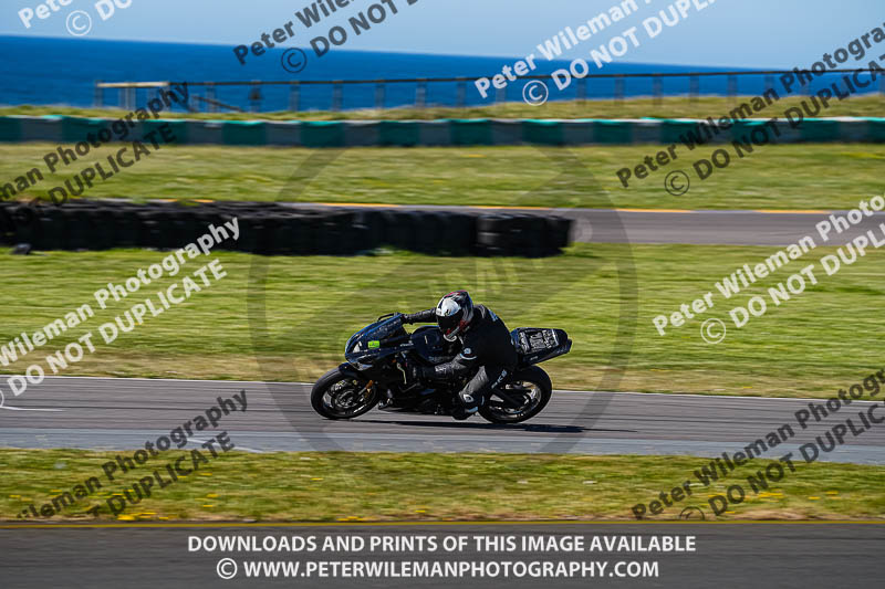 anglesey no limits trackday;anglesey photographs;anglesey trackday photographs;enduro digital images;event digital images;eventdigitalimages;no limits trackdays;peter wileman photography;racing digital images;trac mon;trackday digital images;trackday photos;ty croes
