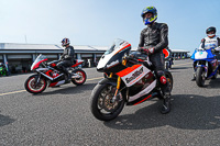 brands-hatch-photographs;brands-no-limits-trackday;cadwell-trackday-photographs;enduro-digital-images;event-digital-images;eventdigitalimages;no-limits-trackdays;peter-wileman-photography;racing-digital-images;trackday-digital-images;trackday-photos