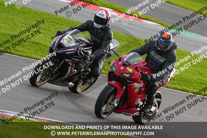 anglesey;brands hatch;cadwell park;croft;donington park;enduro digital images;event digital images;eventdigitalimages;mallory;no limits;oulton park;peter wileman photography;racing digital images;silverstone;snetterton;trackday digital images;trackday photos;vmcc banbury run;welsh 2 day enduro